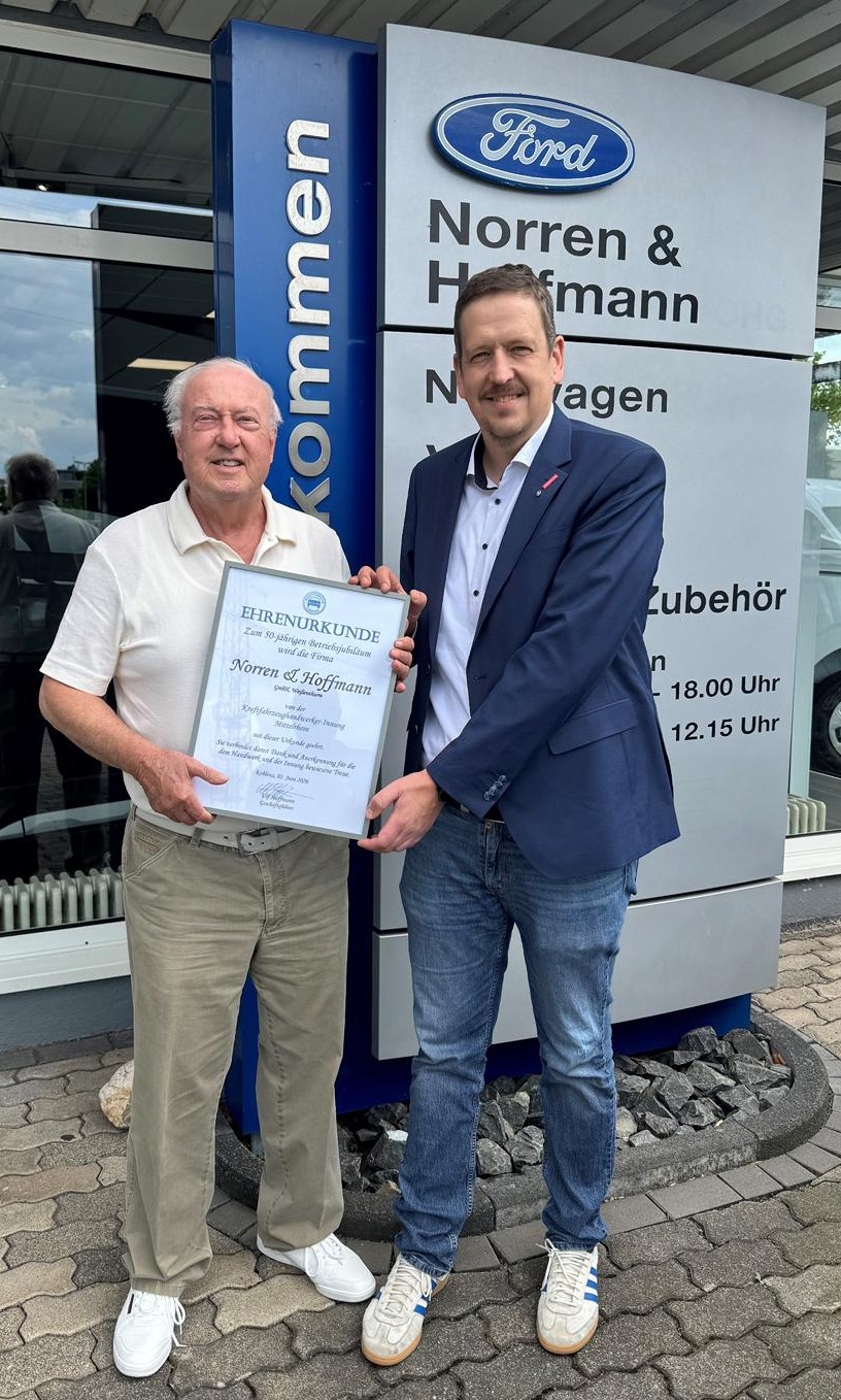 Home 50 Betriebsjubilaeumnorrenhoffmannuebereichung Ehrenurkunde Kopie 869091